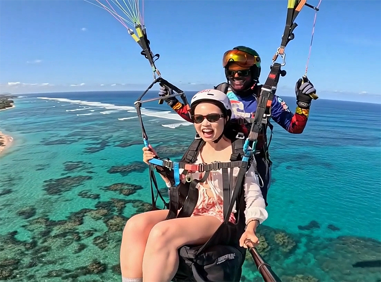 Paragliding
